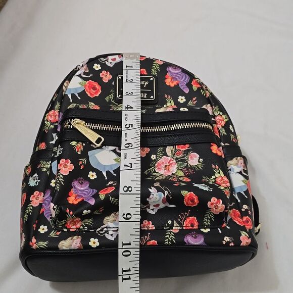 Disney Alice in wonderland loungefly AOP - Picture 6 of 7
